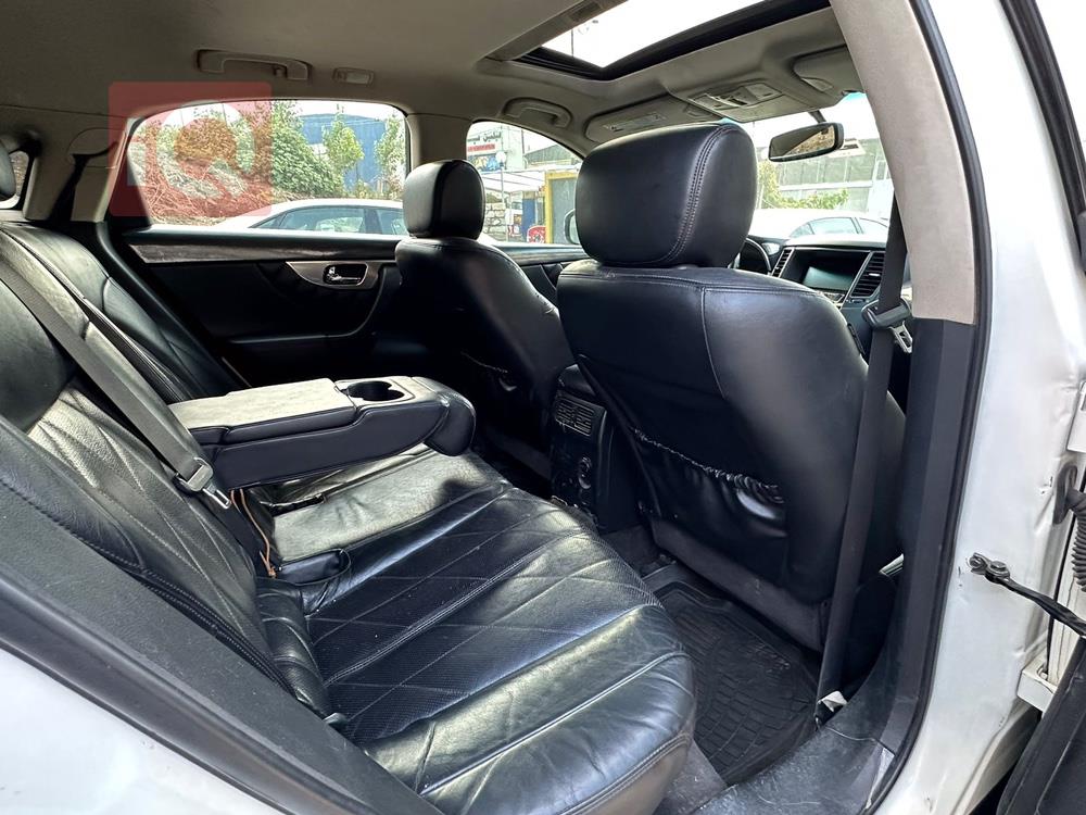 ئينفنتي QX70